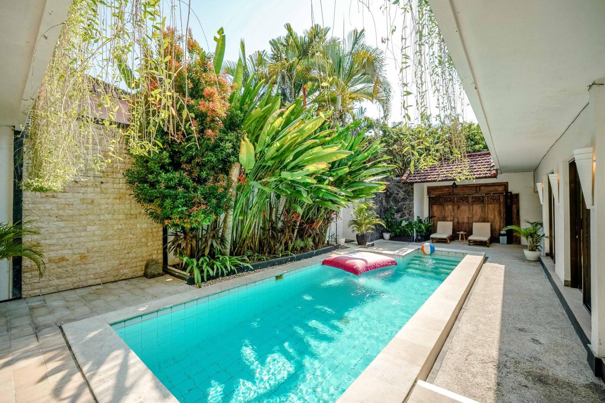 Lalita Villas Seminyak Exterior photo