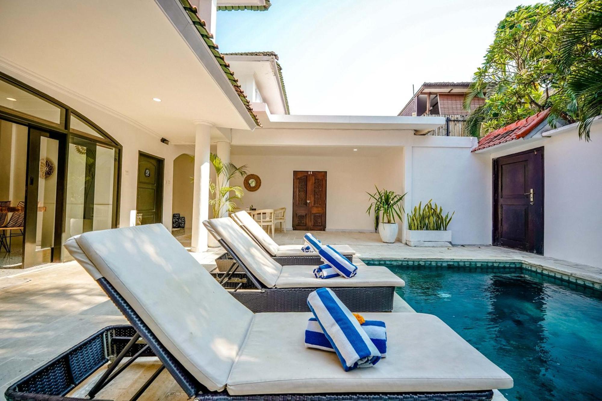 Lalita Villas Seminyak Exterior photo