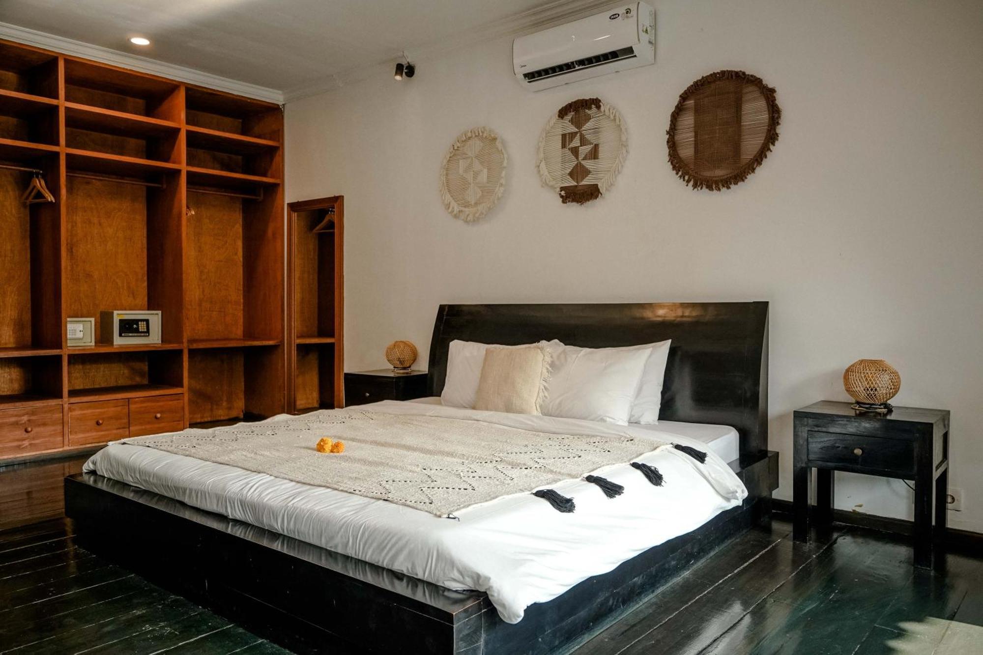 Lalita Villas Seminyak Exterior photo