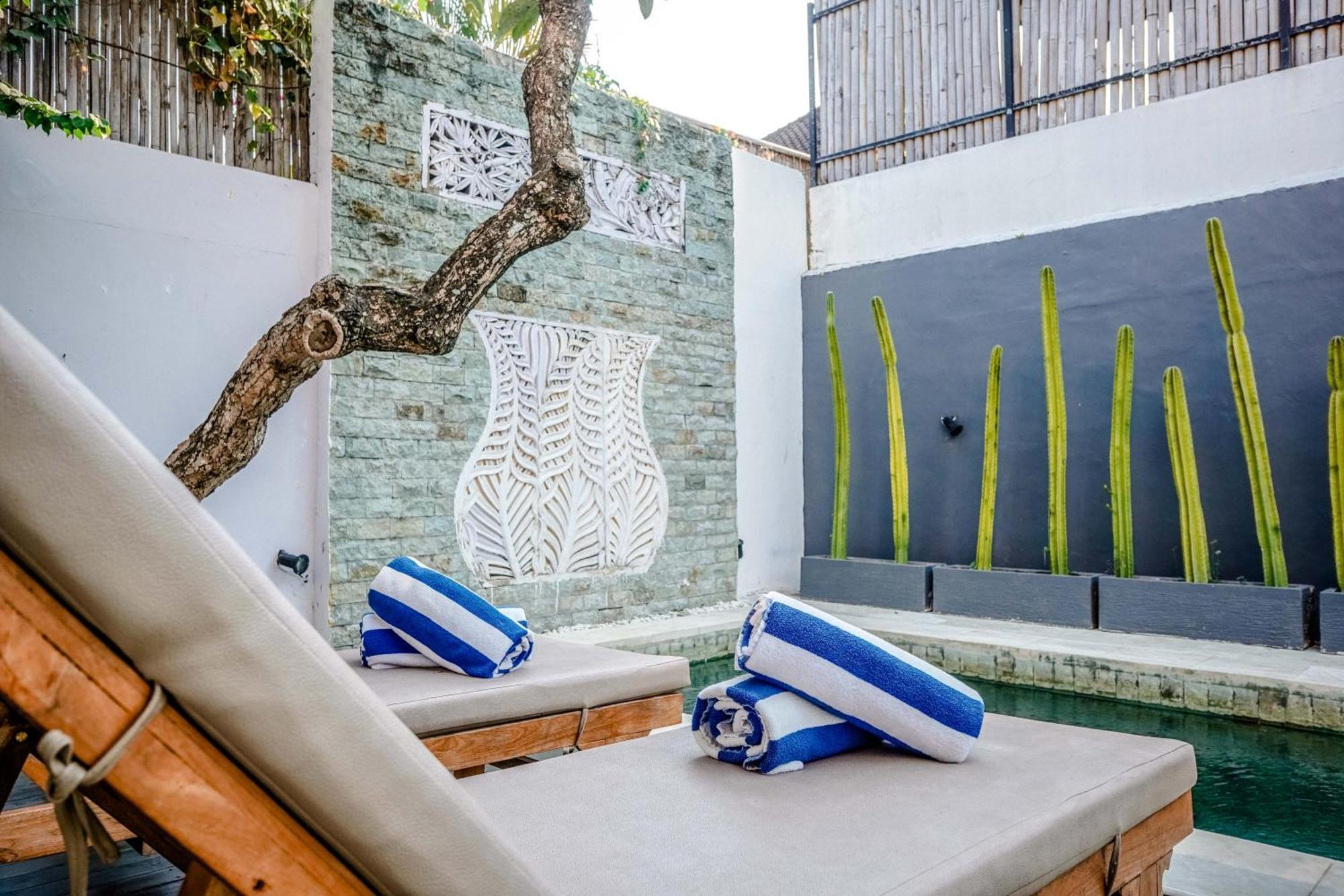Lalita Villas Seminyak Exterior photo